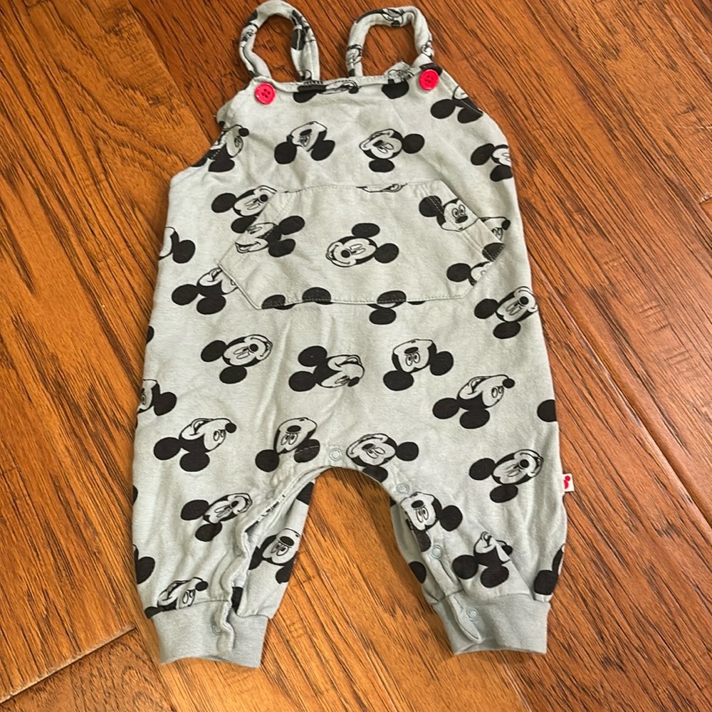 Baby romper